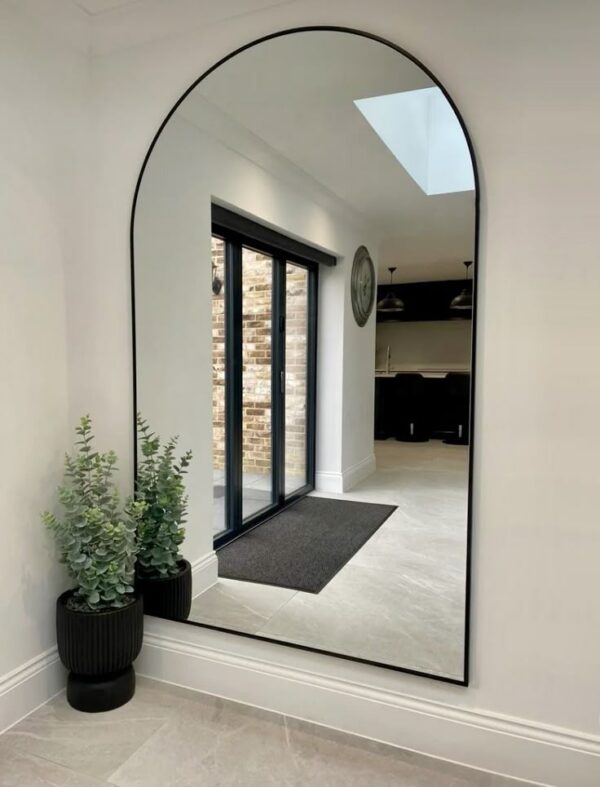 Curve Decorative Mirror